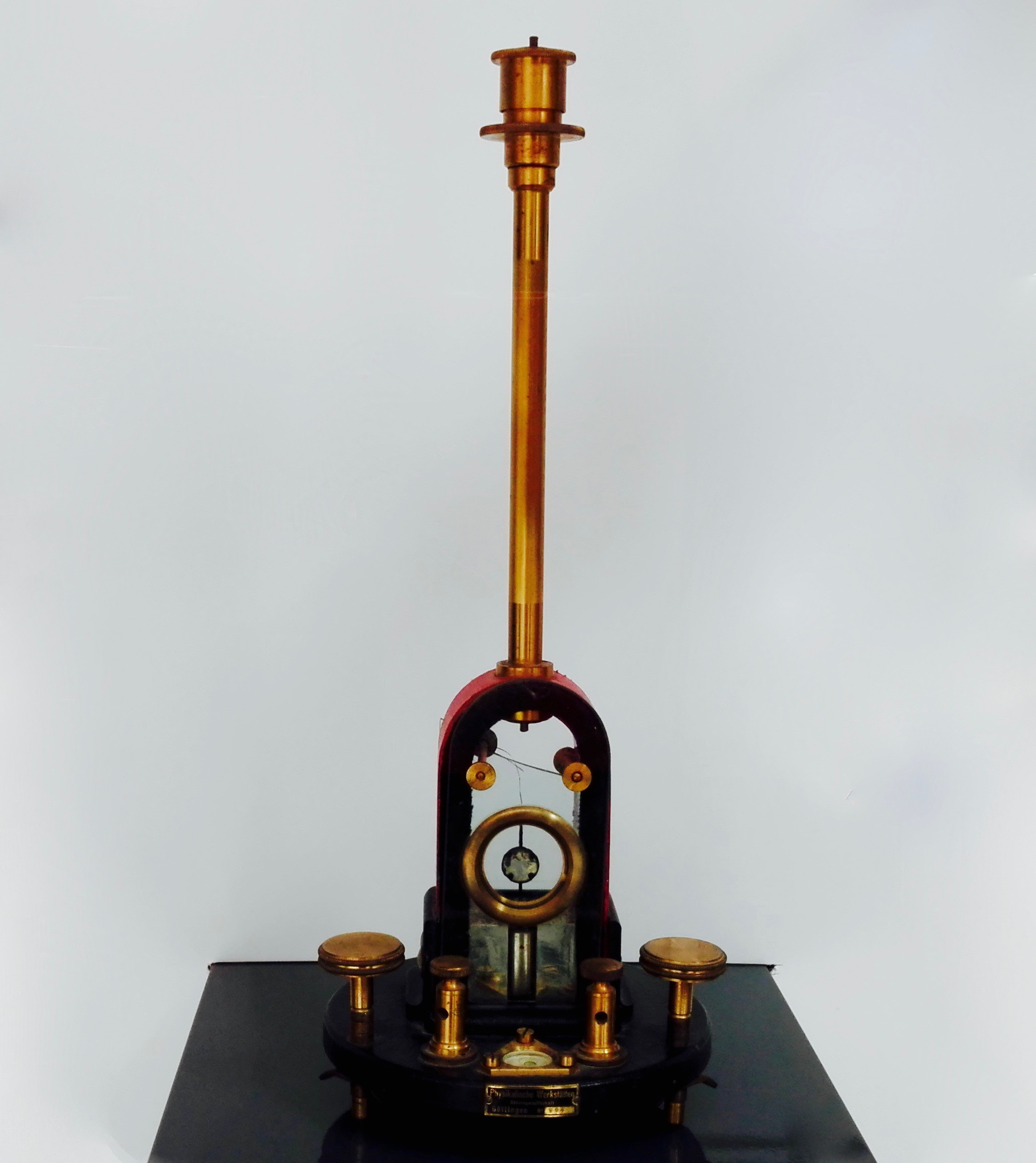 Galvanómetro magnetoeléctrico de espejo